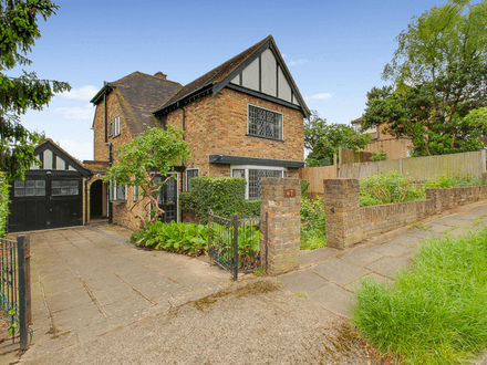 Detached House in Pinner - In Need of Modernisation